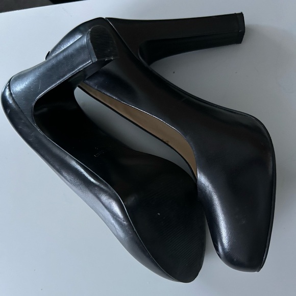 Nine West black elegant block heels 8.5M - Picture 4 of 5